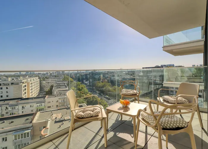 Prestige Views: Luxury Retreat Apartament *